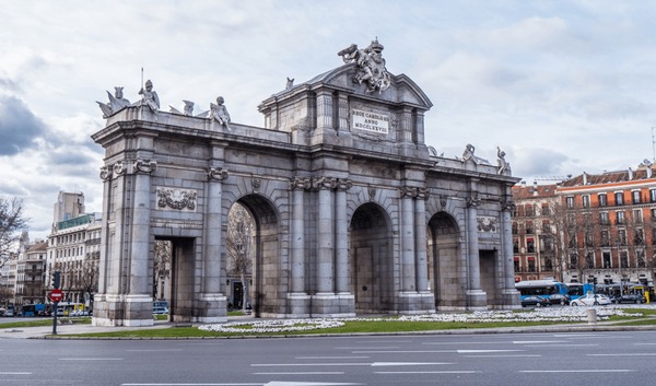 Top Benefits of Hiring a SaaS Marketing Agency